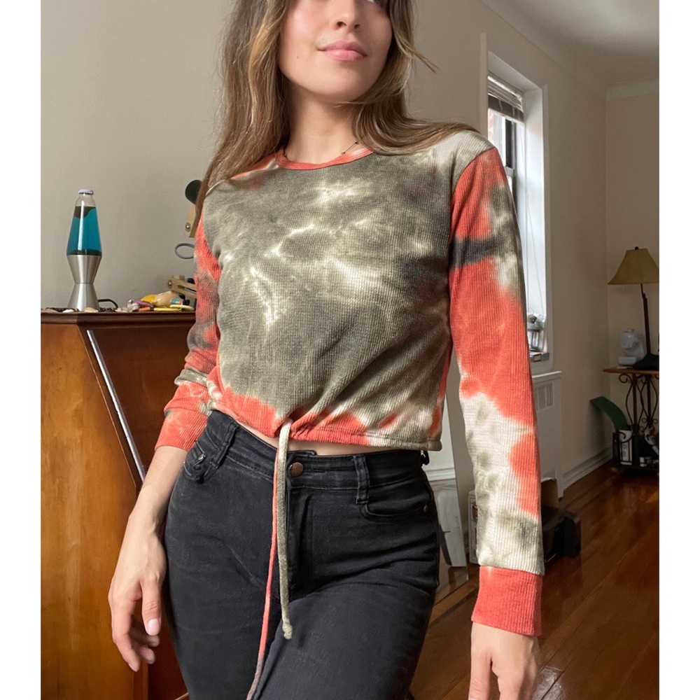 “FASHION NOVA” camo top | olive ~ orange splash | bottom string | light thermal